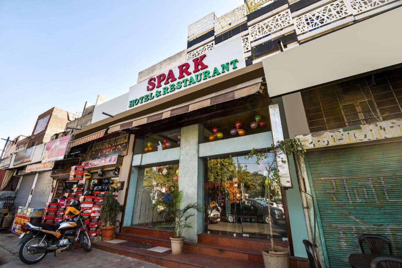 Oyo Flagship Hotel Spark Jaipur Exterior photo
